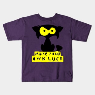 Funny black cat T-shirt – Make your own luck (Mozart) – purple Kids T-Shirt